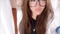 Odtwórz Macocha daje ci wcześniejszy prezent świąteczny ze sprośnymi rozmowami i perwersyjną akcją POV