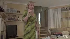 Afspelen Deze prachtige blondine is erg heet als ze lul zuigt
