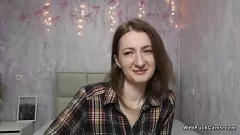 Play Brunette Amateur Babe's Steamy Webcam Show - Hot and Unclothed!